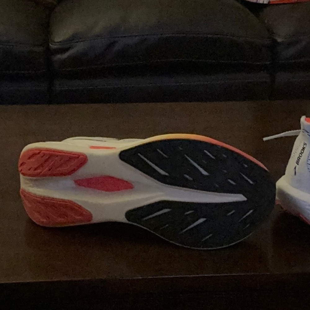 Brooks Hyperion Max - image 5